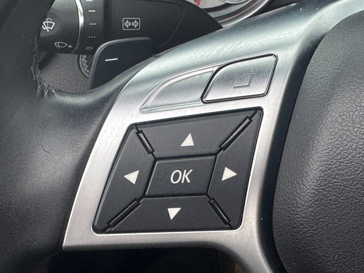 Used Mercedes-Benz SLK 2014 for sale - 76996066: Photo 41