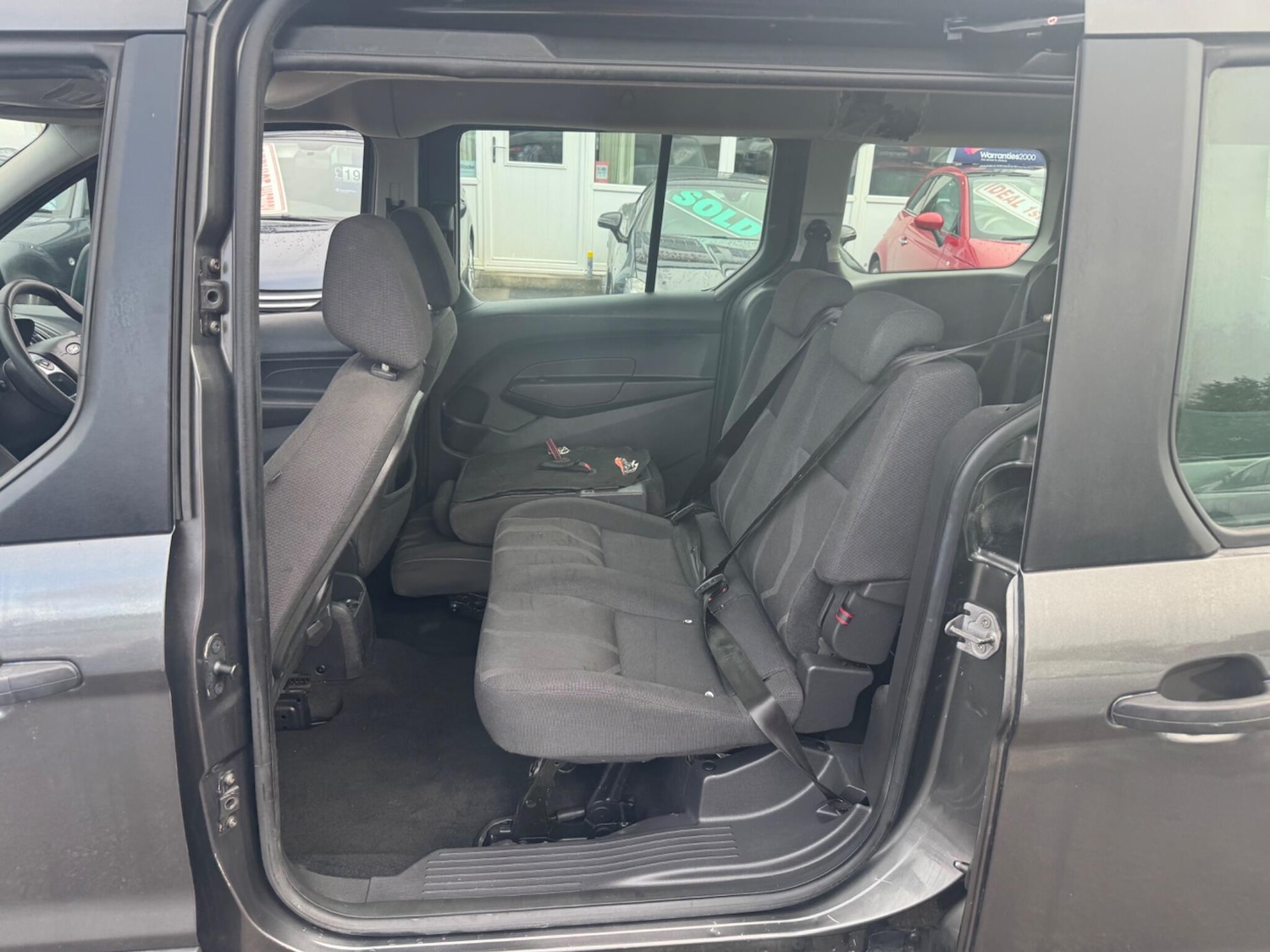 Used Ford Grand Tourneo Connect 2017 for sale - 76371115: Photo 22