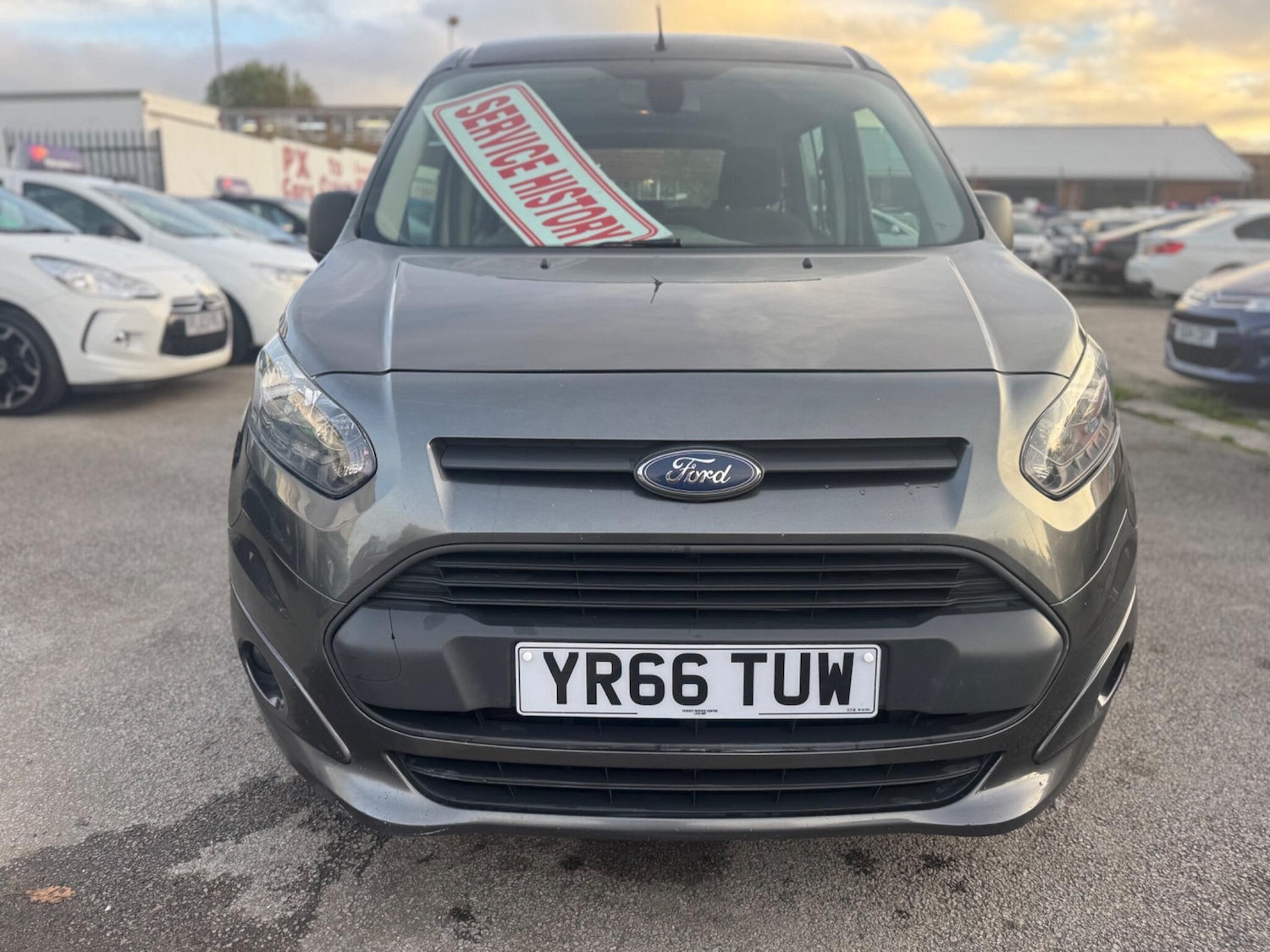 Used Ford Grand Tourneo Connect 2017 for sale - 76371115: Photo 3