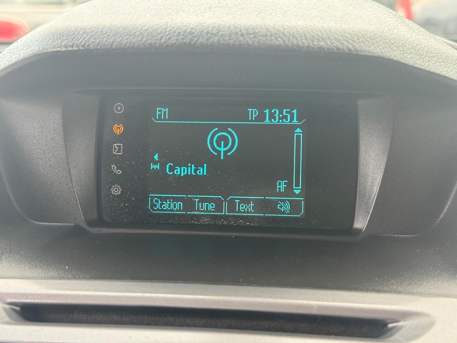 Used Ford Grand Tourneo Connect 2017 for sale - 76371115: Photo 42