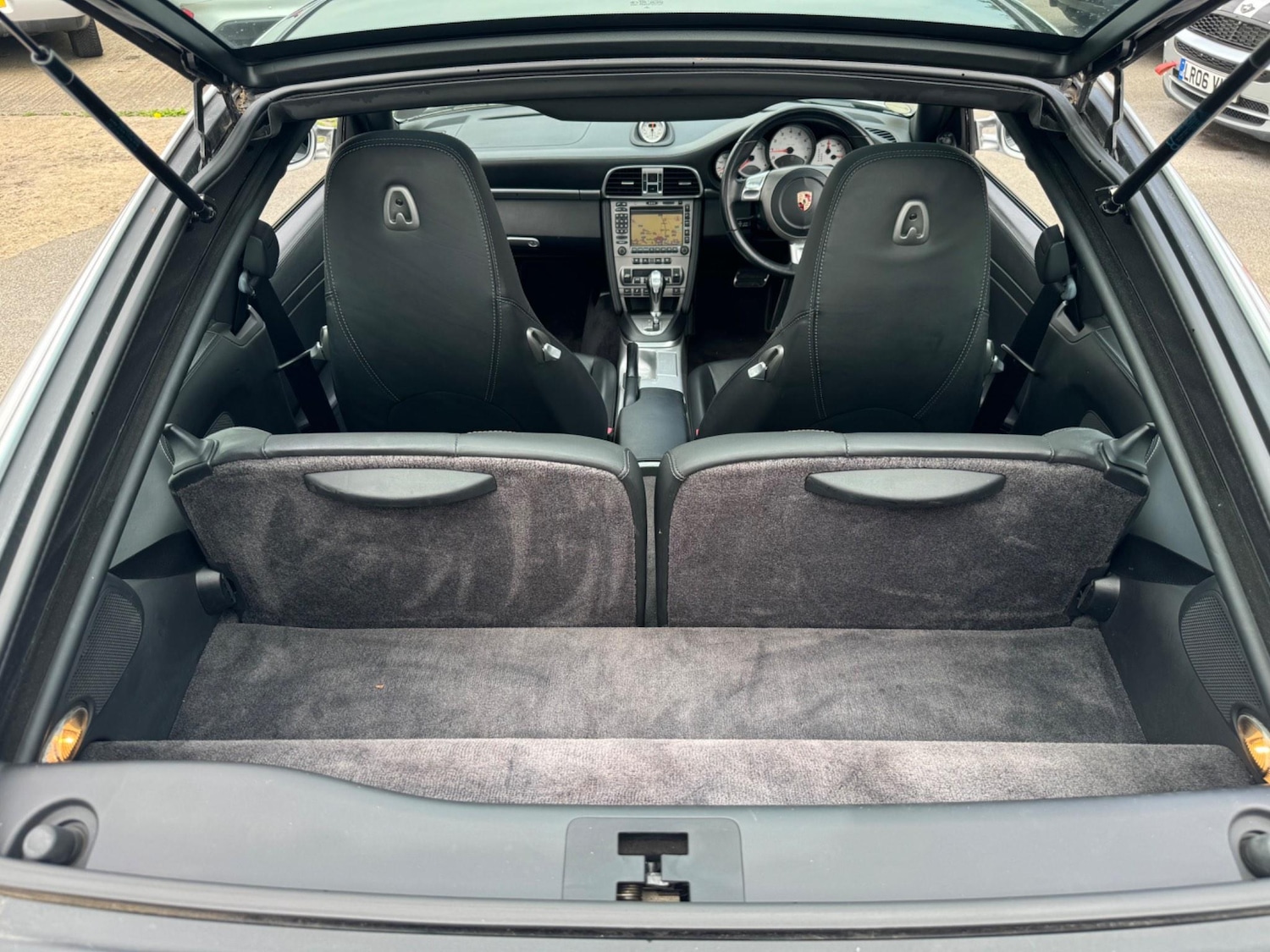 Used Porsche 911 2006 for sale - 76990595: Photo 50