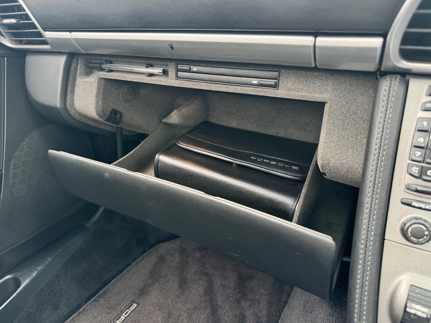 Used Porsche 911 2006 for sale - 76990595: Photo 71