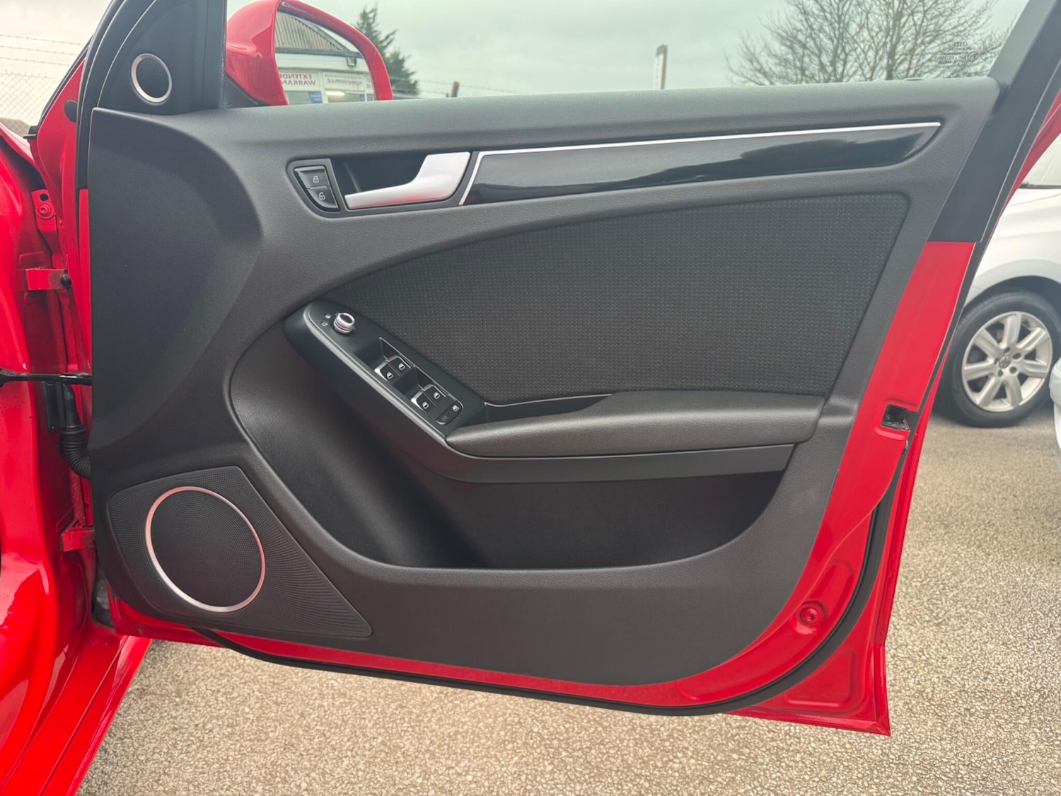 Used Audi A4 Avant 2013 for sale - 77230388: Photo 12