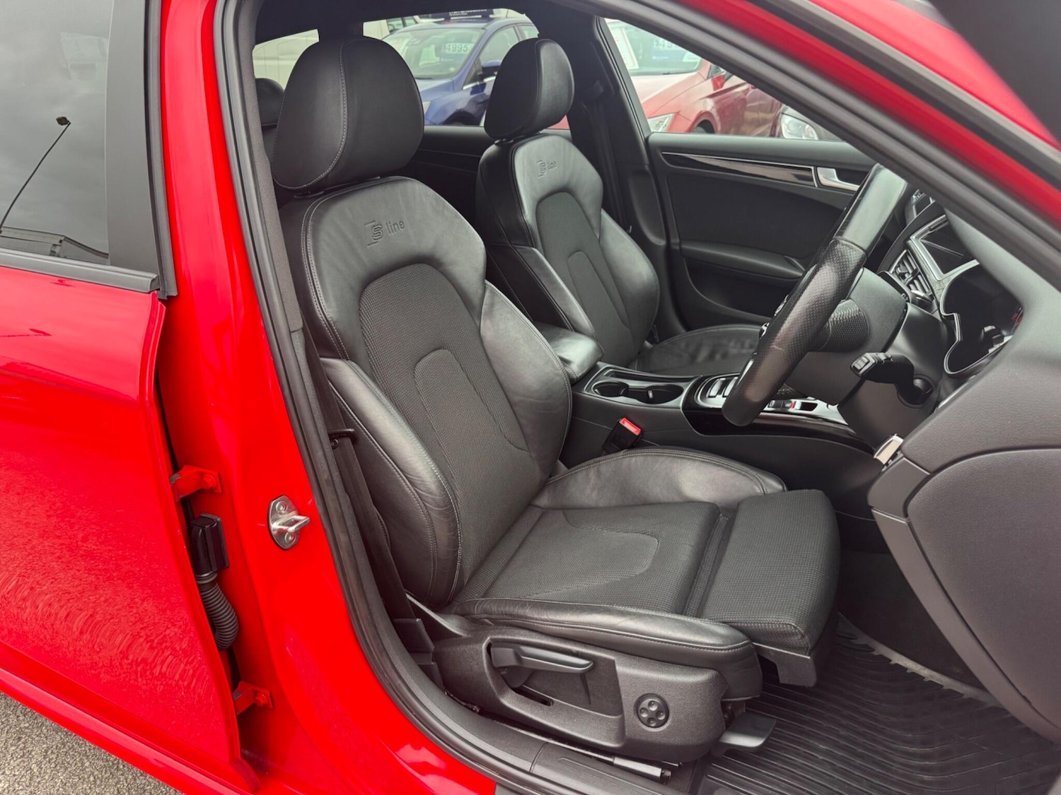 Used Audi A4 Avant 2013 for sale - 77230388: Photo 15