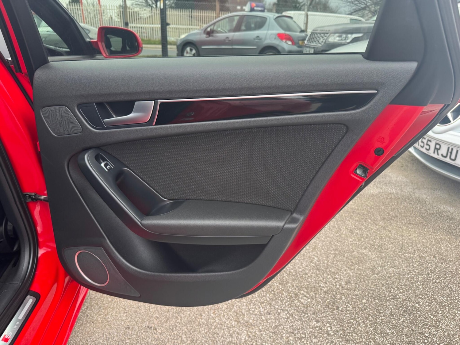 Used Audi A4 Avant 2013 for sale - 77230388: Photo 17