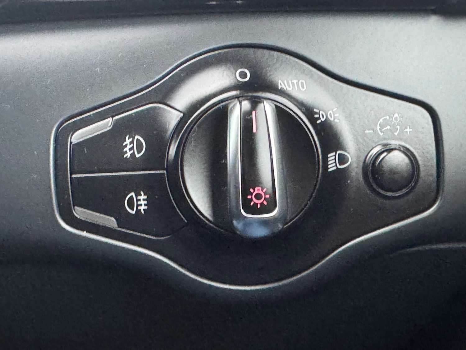 Used Audi A4 Avant 2013 for sale - 77230388: Photo 43