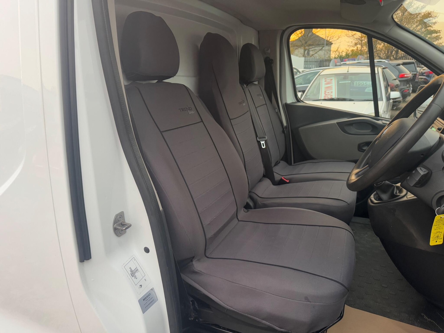 Used Renault Trafic 2015 for sale - 76485868: Photo 15