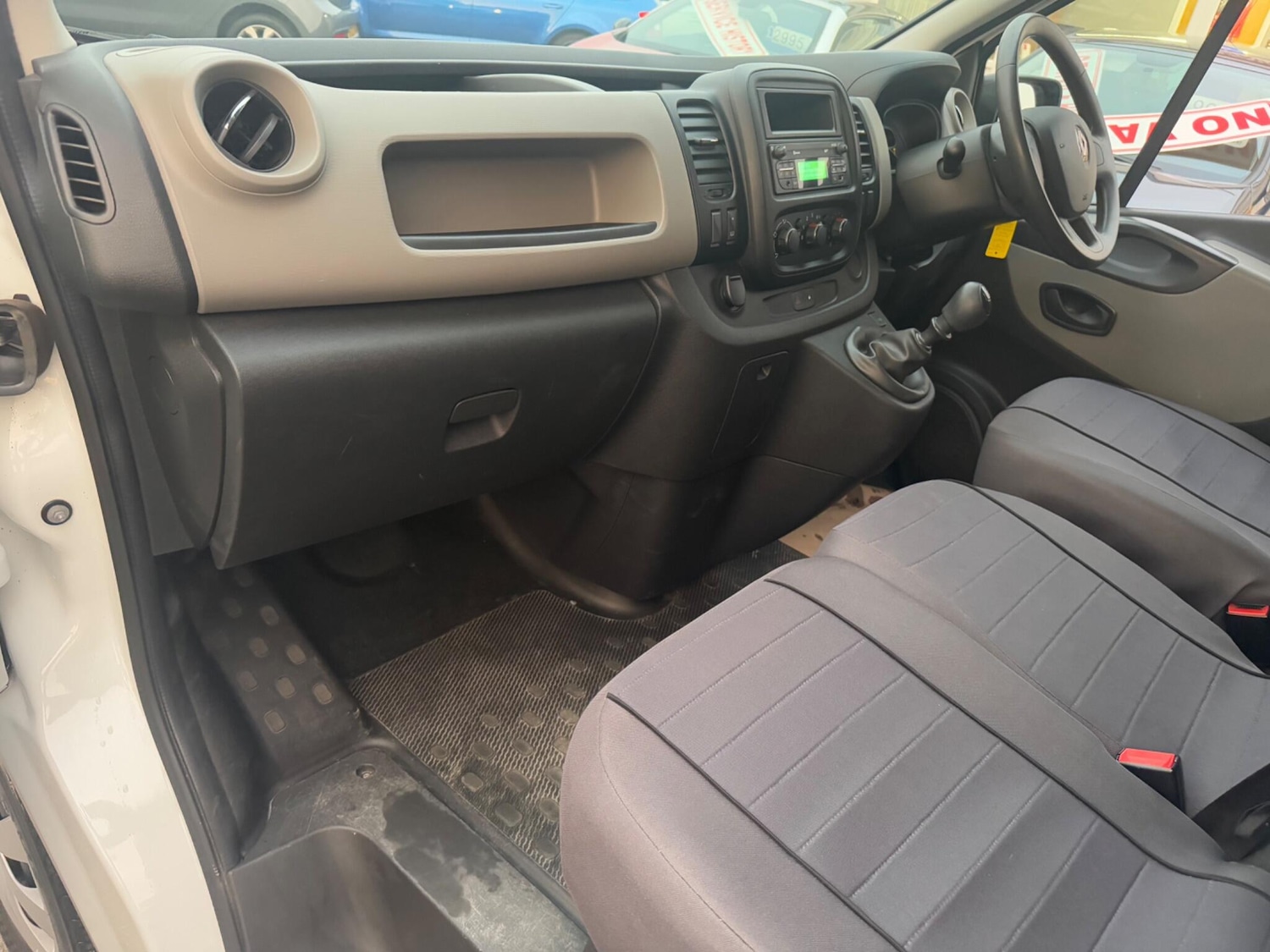 Used Renault Trafic 2015 for sale - 76485868: Photo 28