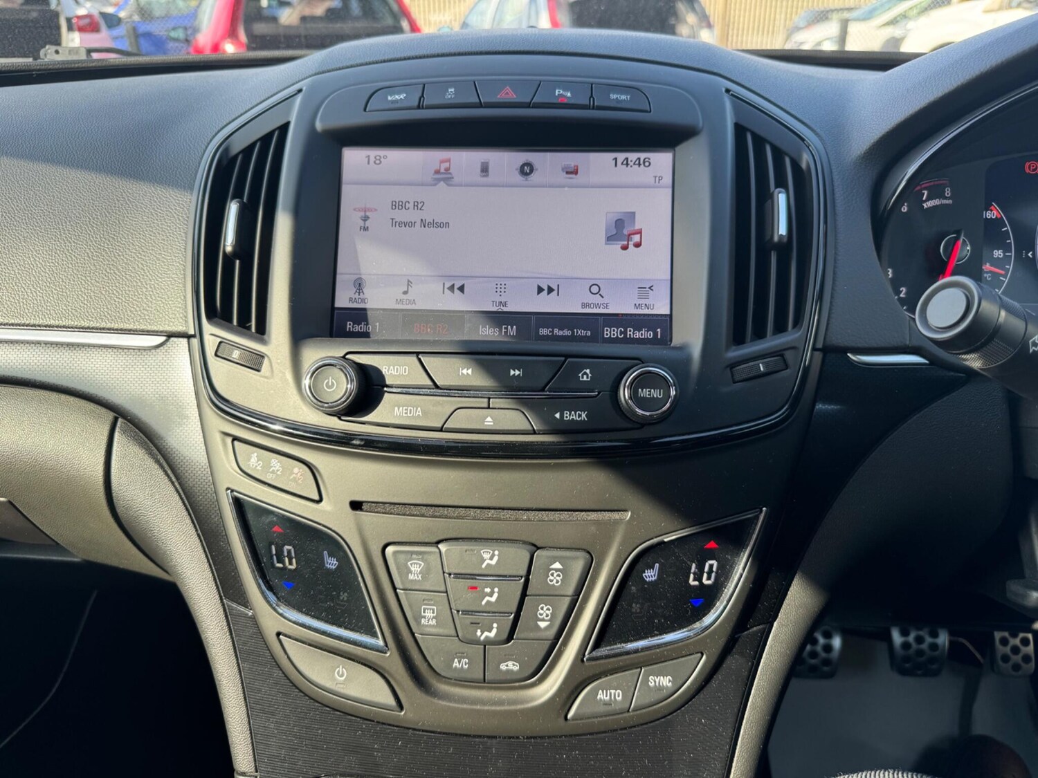 Used Vauxhall Insignia 2016 for sale - 77940098: Photo 47