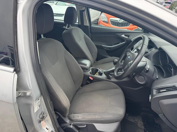 Used Ford Focus 2012 for sale - 76260354: Photo 15