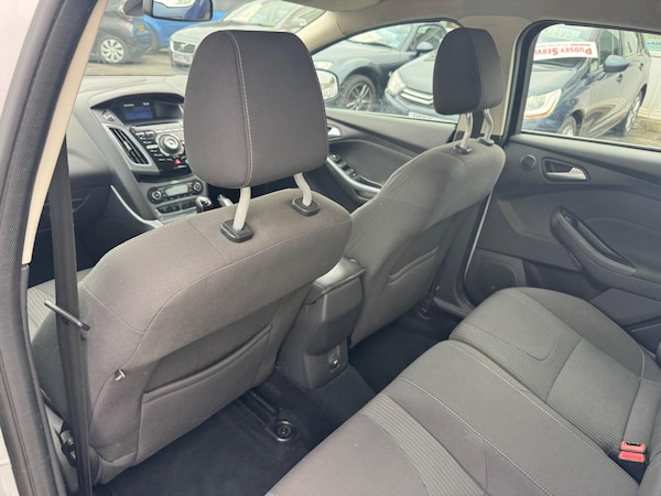Used Ford Focus 2012 for sale - 76260354: Photo 19