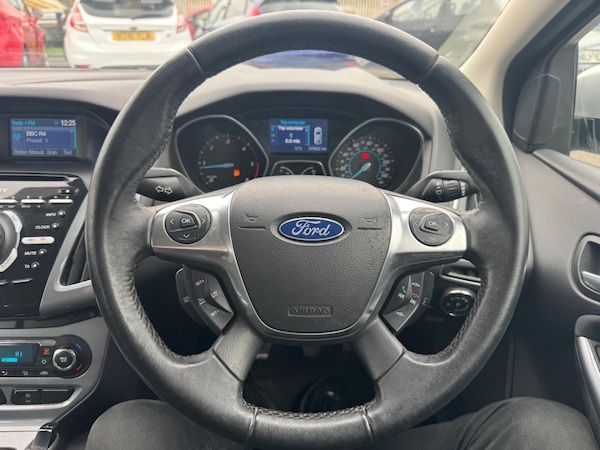 Used Ford Focus 2012 for sale - 76260354: Photo 27