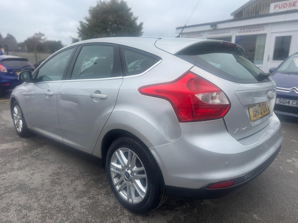 Used Ford Focus 2012 for sale - 76260354: Photo 8