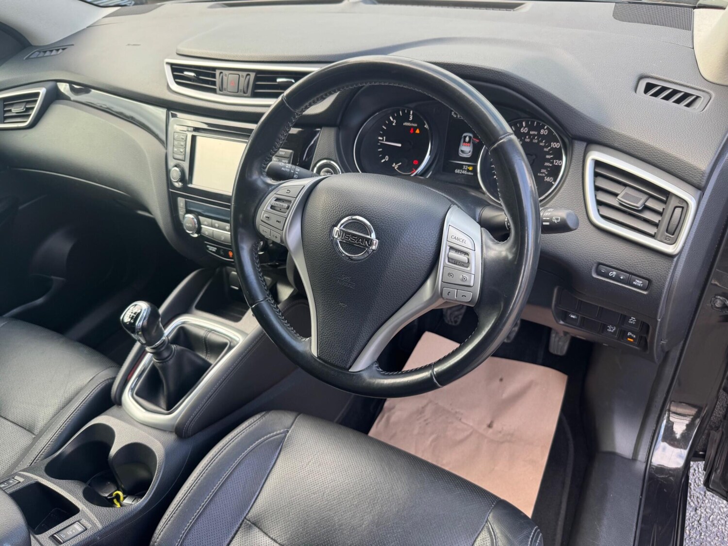 Used Nissan Qashqai 2014 for sale - 75965488: Photo 11