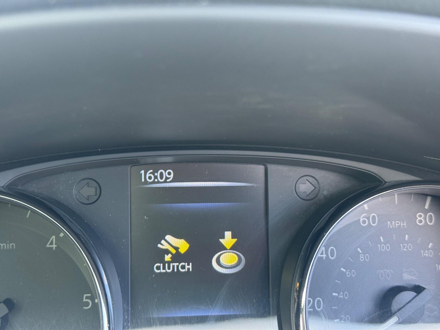 Used Nissan Qashqai 2014 for sale - 75965488: Photo 42