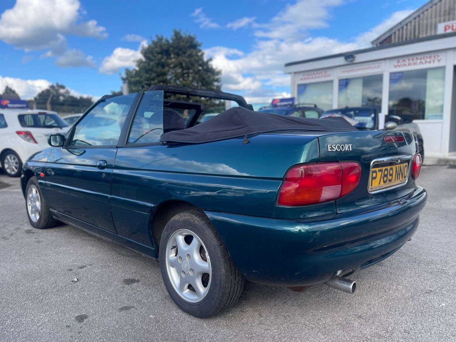 Used Ford Escort for sale - 76996045: Photo 18