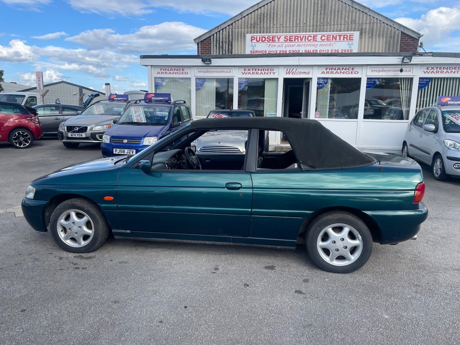 Used Ford Escort for sale - 76996045: Photo 19