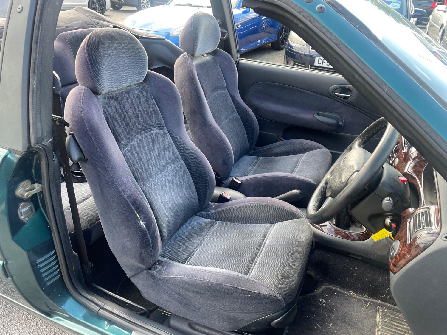 Used Ford Escort for sale - 76996045: Photo 26