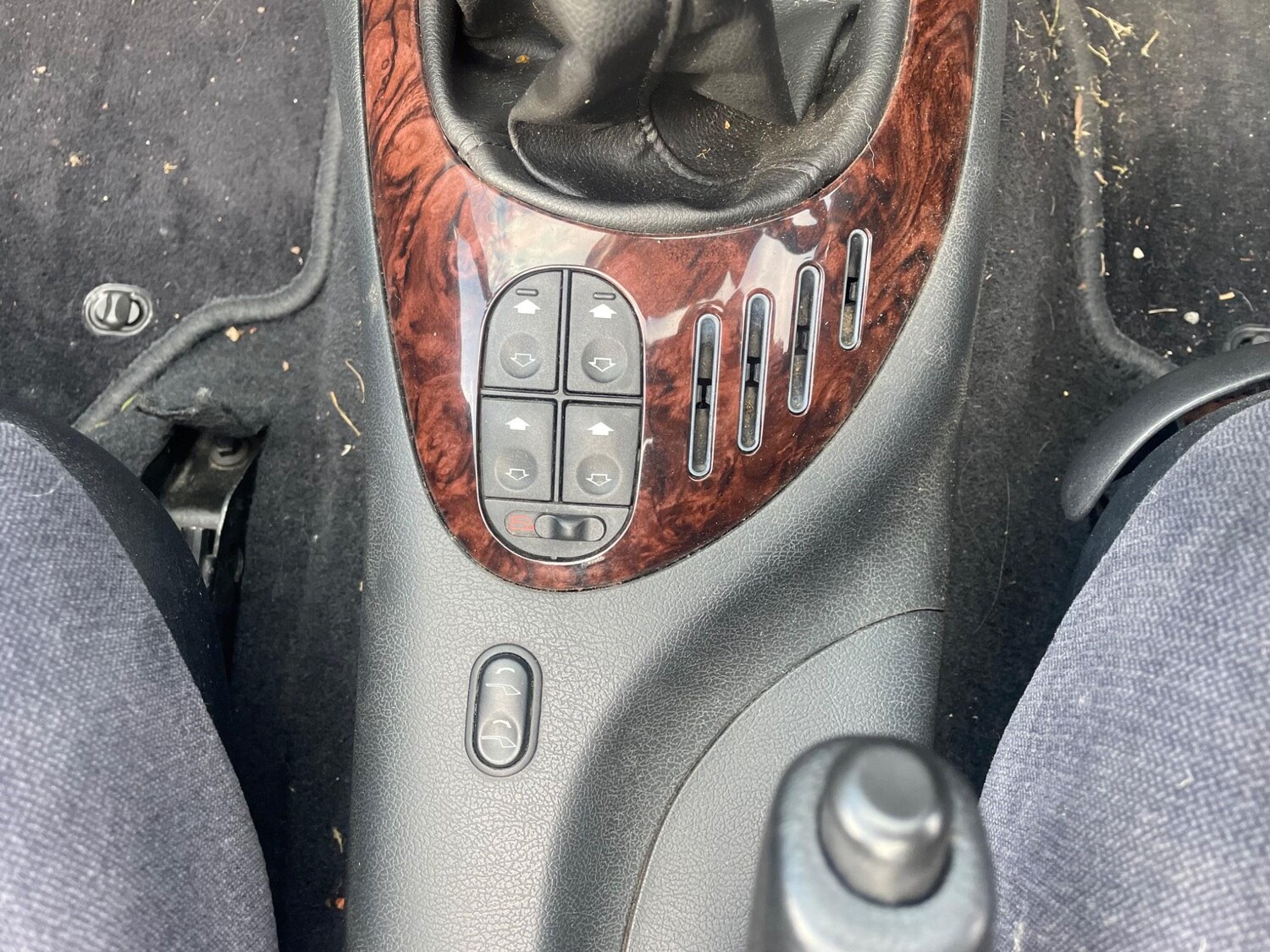 Used Ford Escort for sale - 76996045: Photo 35