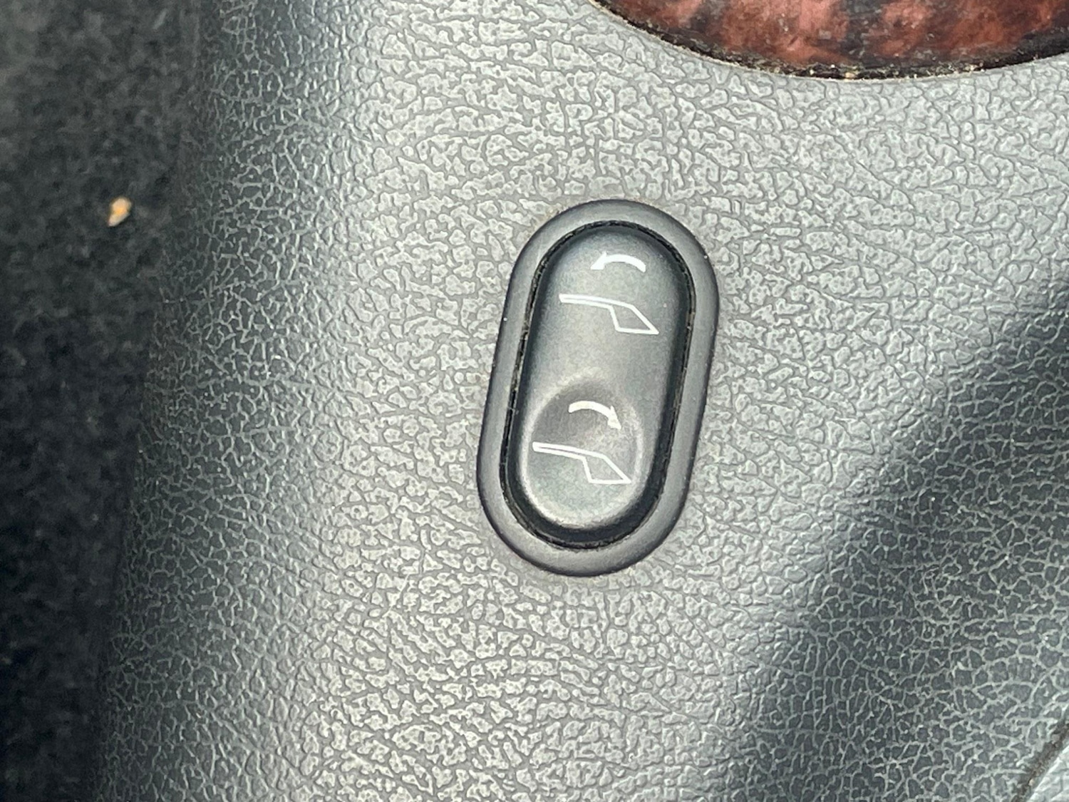 Used Ford Escort for sale - 76996045: Photo 44