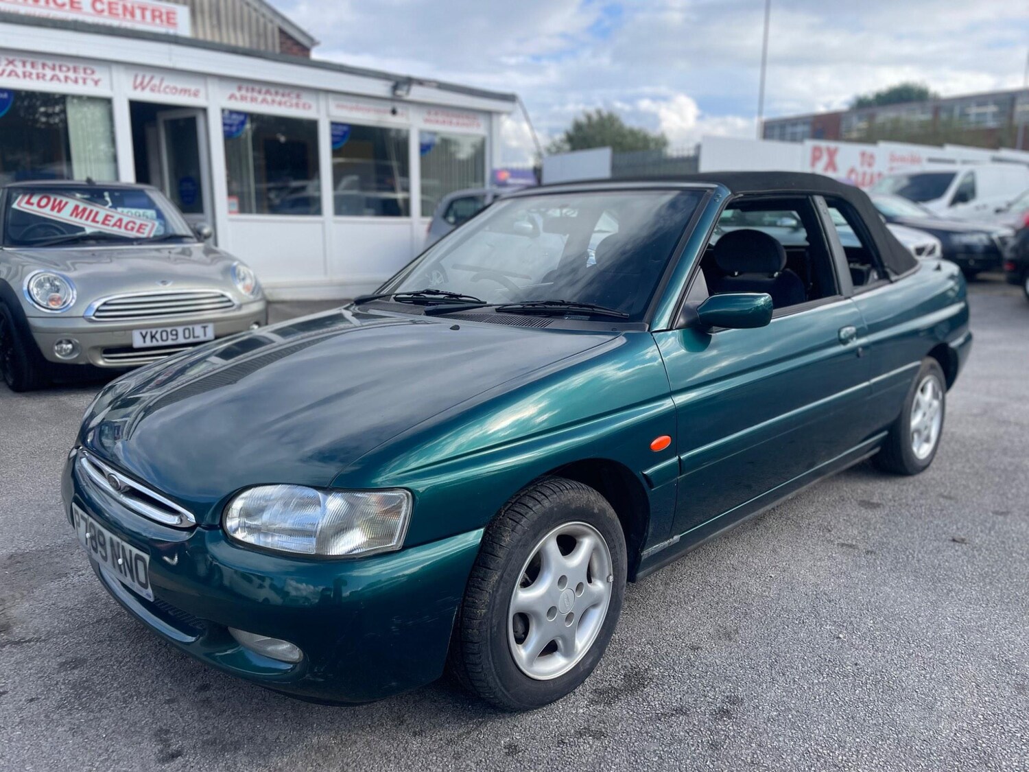 Used Ford Escort for sale - 76996045: Photo 47