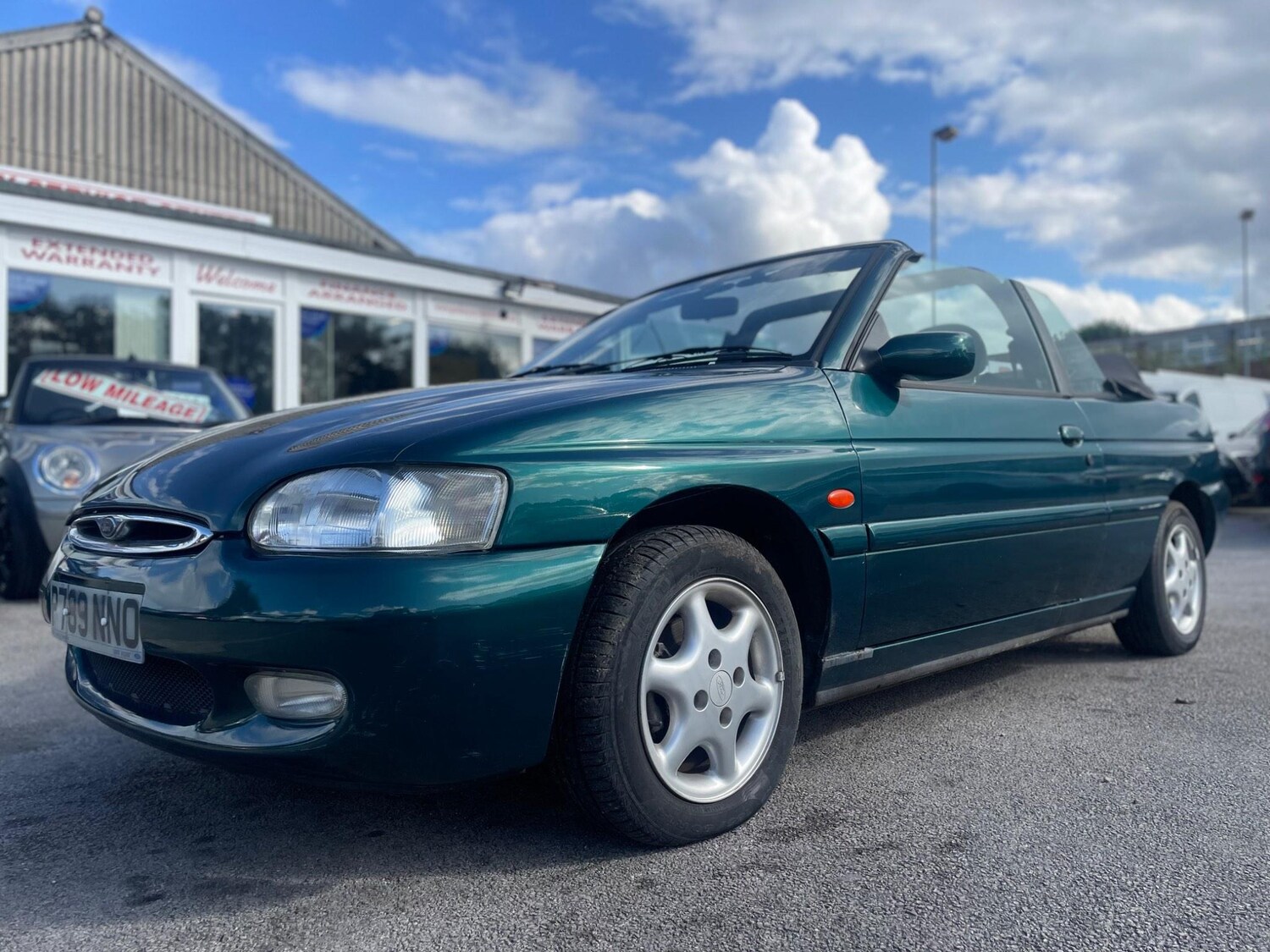 Used Ford Escort for sale - 76996045: Photo 57