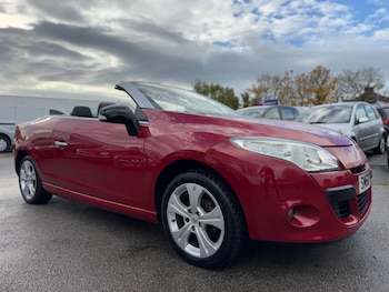 Used Renault Megane 2010 for sale - 76995021: Photo