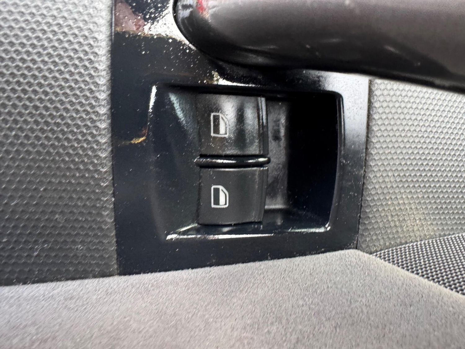 Used Audi TT 2010 for sale - 77611442: Photo 12