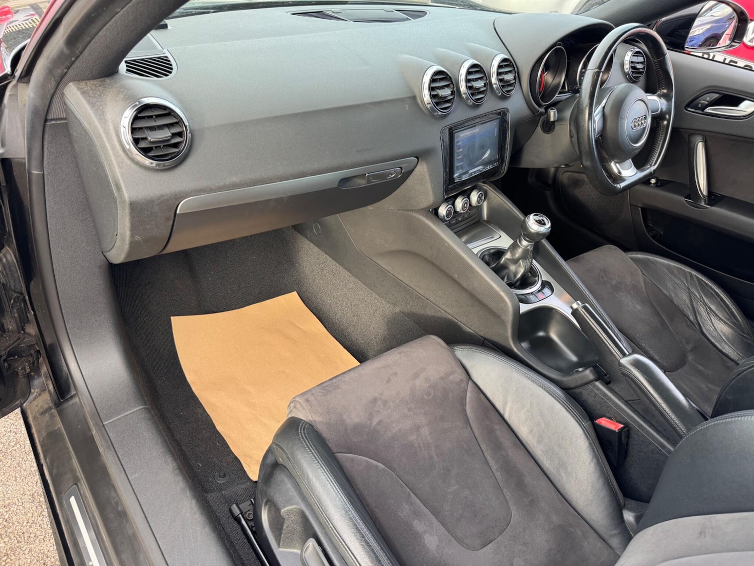 Used Audi TT 2010 for sale - 77611442: Photo 19