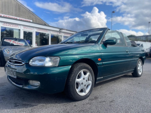 Used Ford Escort for sale - 75431101: Photo 1
