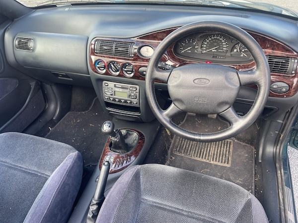 Used Ford Escort for sale - 75431101: Photo 25