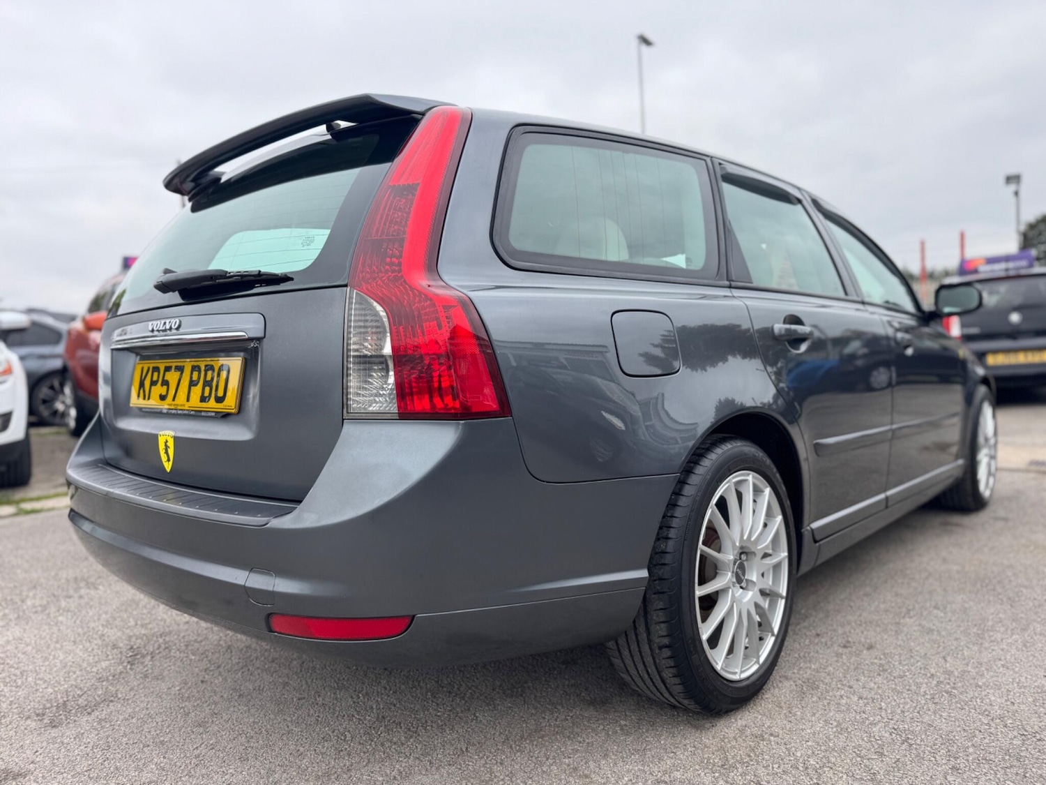 Used Volvo V50 2007 for sale - 76988147: Photo 7