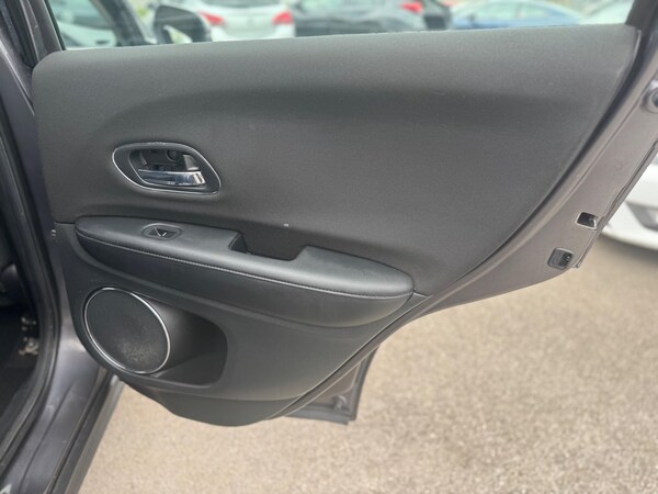 Used Honda HR-V for sale - 74043352: Photo 15