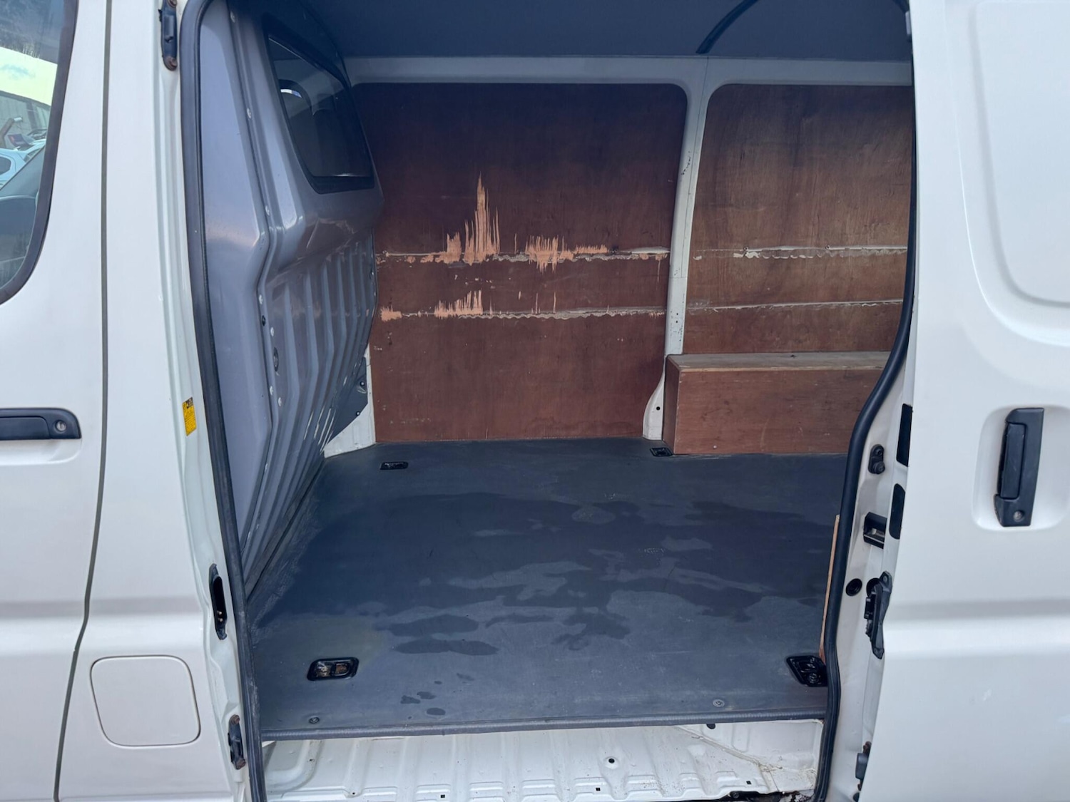 Used Toyota HiAce 2007 for sale - 76632898: Photo 24