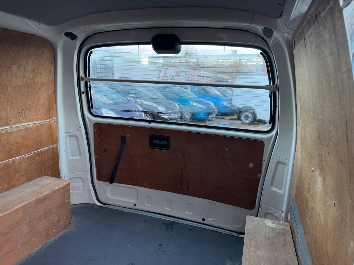 Used Toyota HiAce 2007 for sale - 76632898: Photo 27