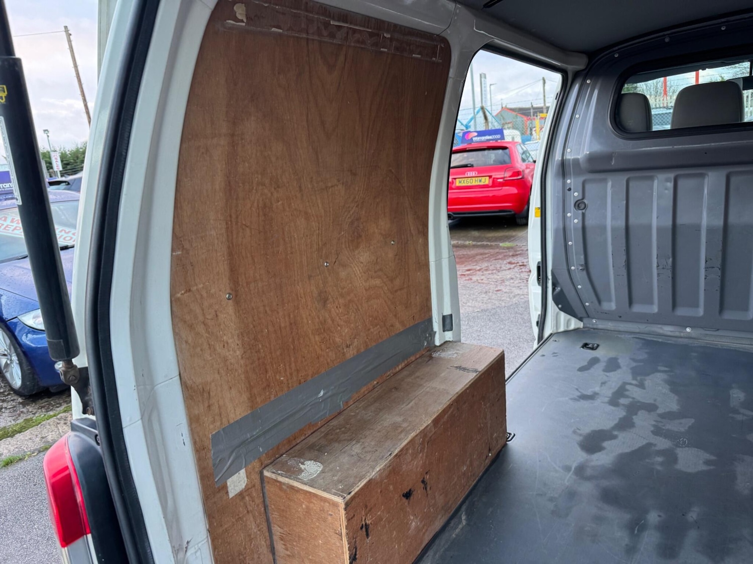 Used Toyota HiAce 2007 for sale - 76632898: Photo 32