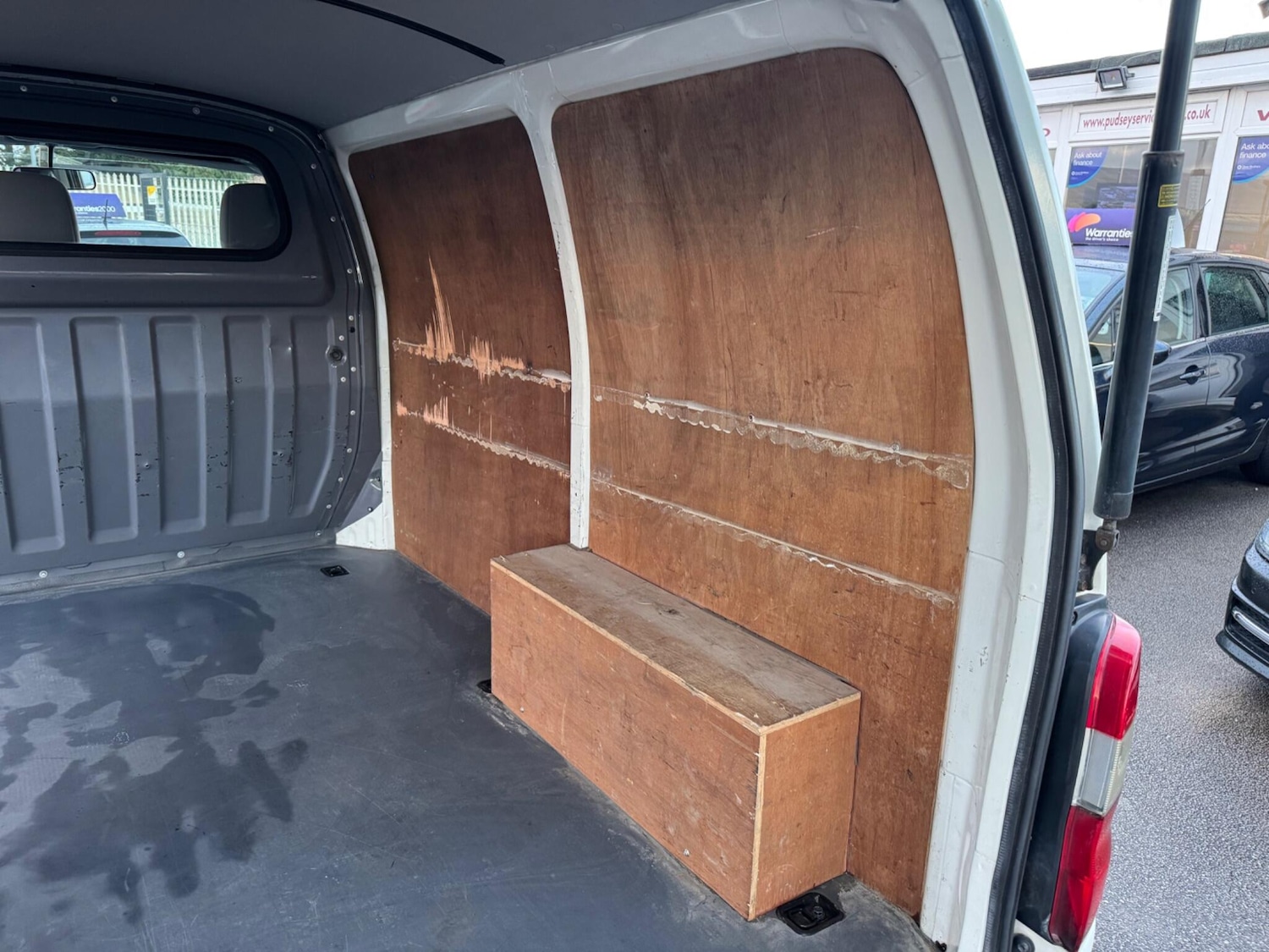 Used Toyota HiAce 2007 for sale - 76632898: Photo 35