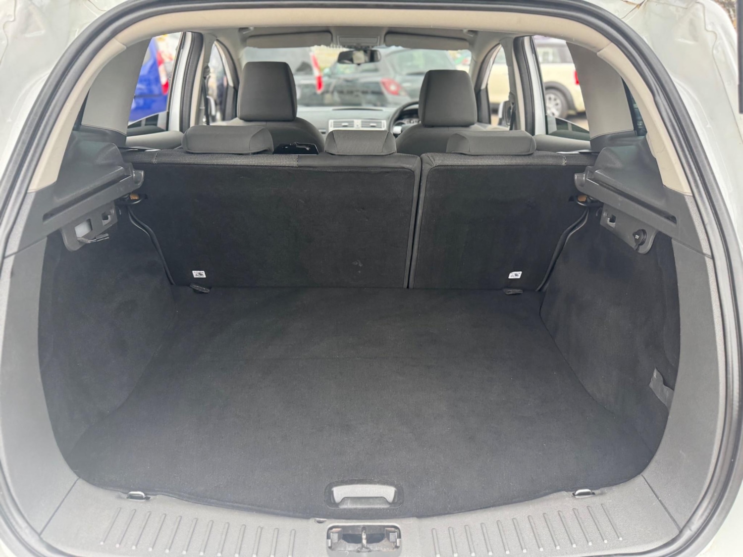 Used Ford Kuga 2011 for sale - 76151699: Photo 24