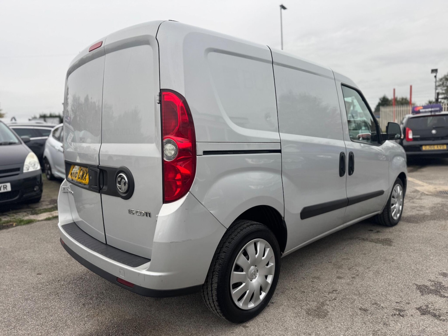 Used Vauxhall Combo 2016 for sale - 77066333: Photo 10