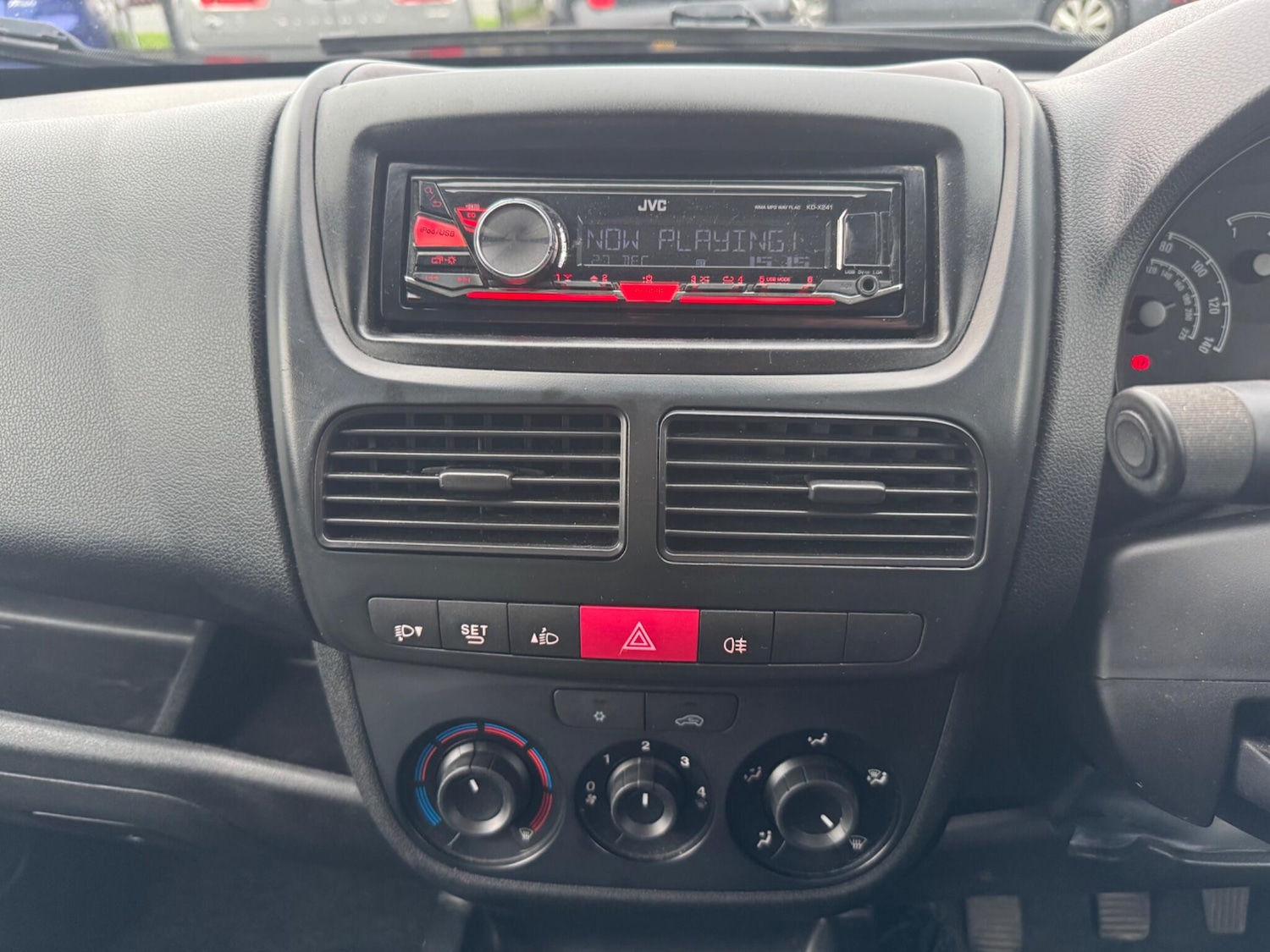 Used Vauxhall Combo 2016 for sale - 77066333: Photo 47