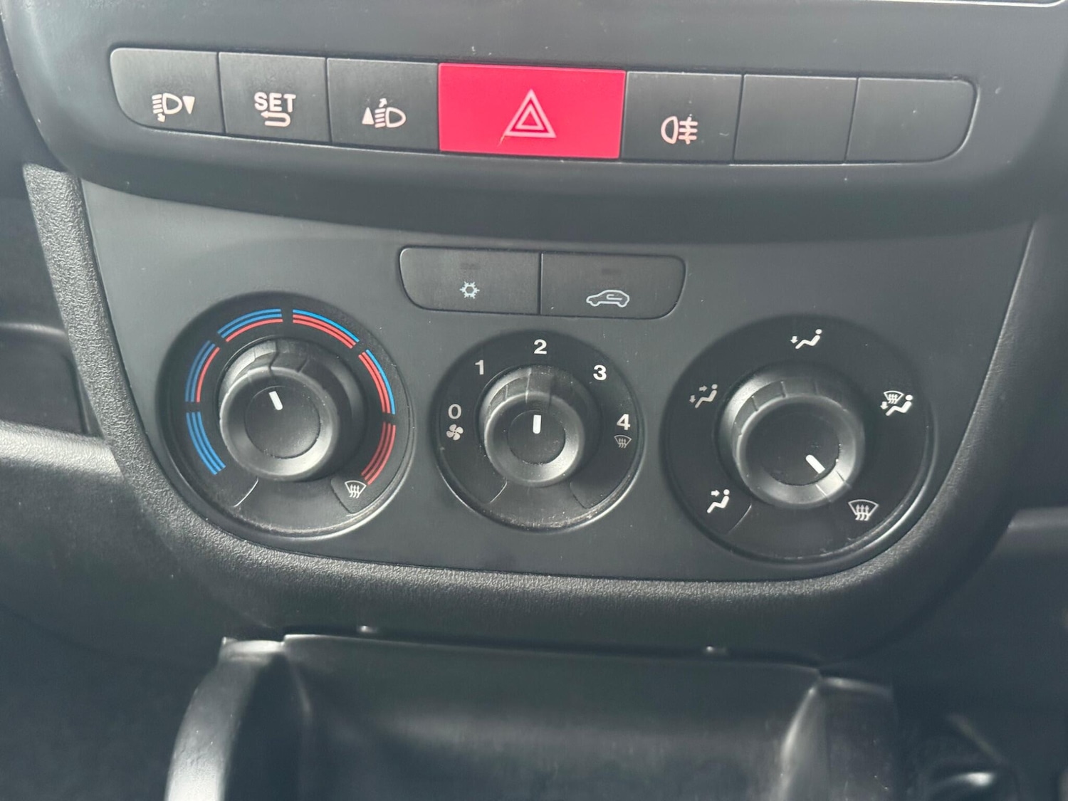 Used Vauxhall Combo 2016 for sale - 77066333: Photo 58