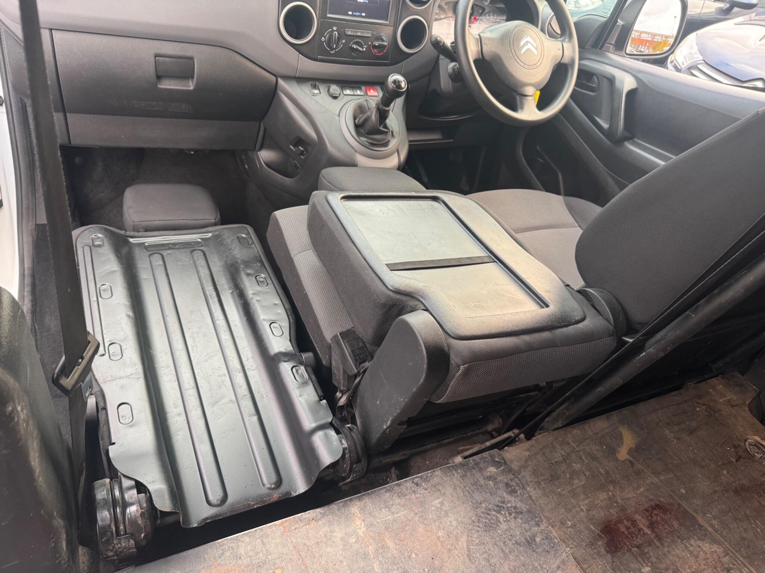 Used Citroen Berlingo 2018 for sale - 76995479: Photo 38