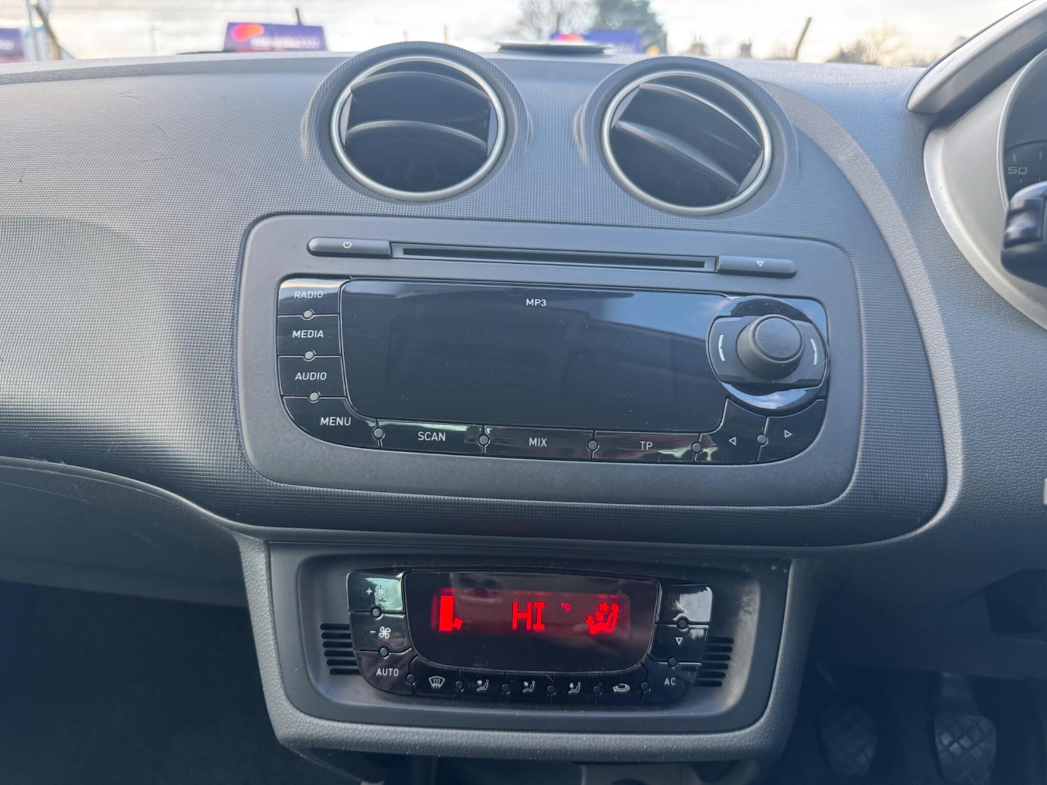 Used SEAT Ibiza 2011 for sale - 77344994: Photo 39