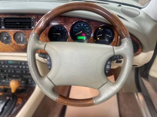 Used Jaguar XK8 1997 for sale - 74465231: Photo 20