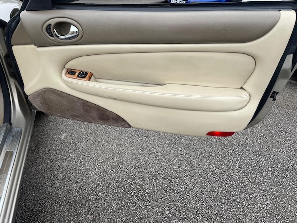 Used Jaguar XK8 1997 for sale - 74465231: Photo 23