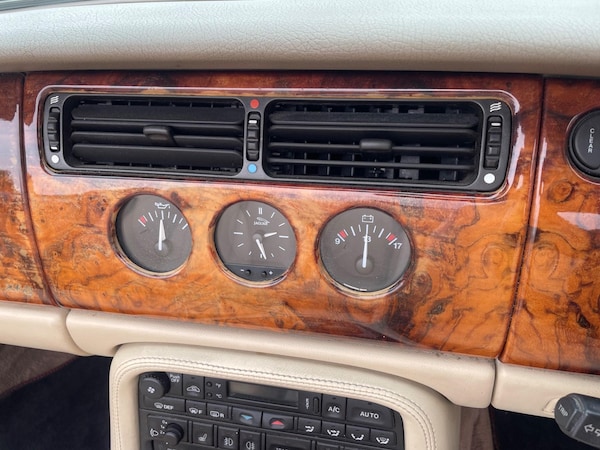 Used Jaguar XK8 1997 for sale - 74465231: Photo 55