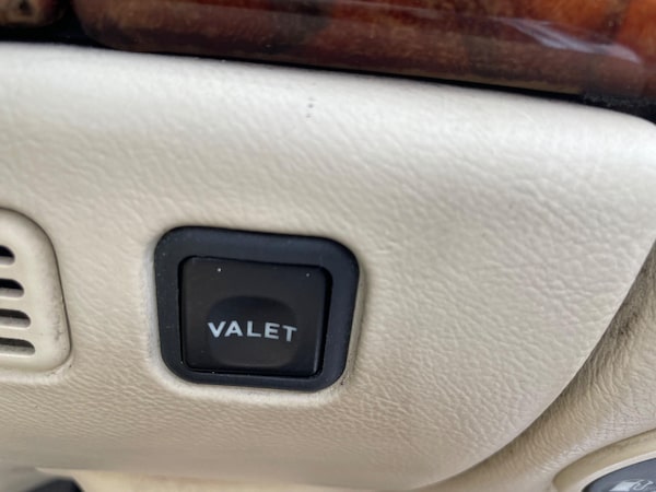Used Jaguar XK8 1997 for sale - 74465231: Photo 59