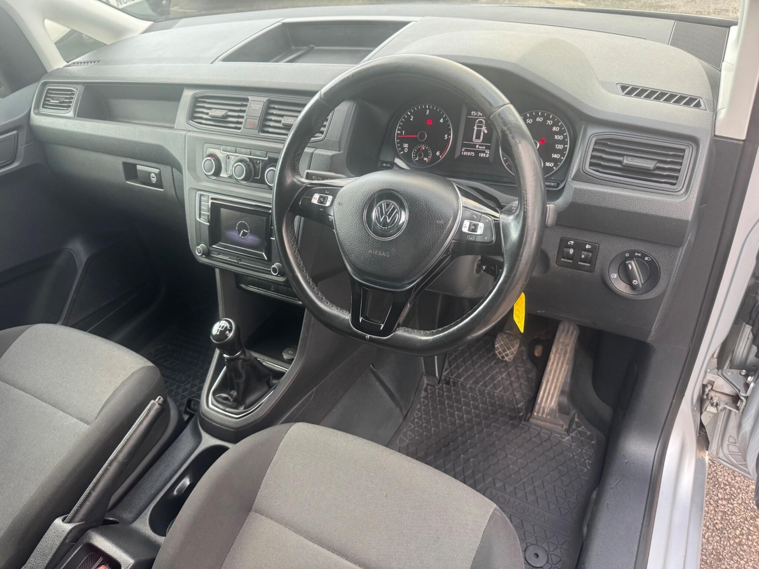 Used Volkswagen Caddy 2017 for sale - 77230035: Photo 12