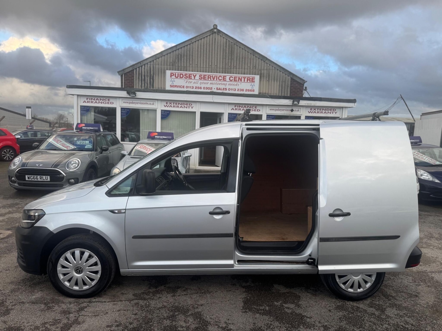 Used Volkswagen Caddy 2017 for sale - 77230035: Photo 24
