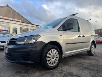 Used Volkswagen Caddy 2017 for sale - 77230035: Photo